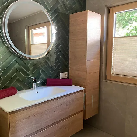 Sunside Apartment